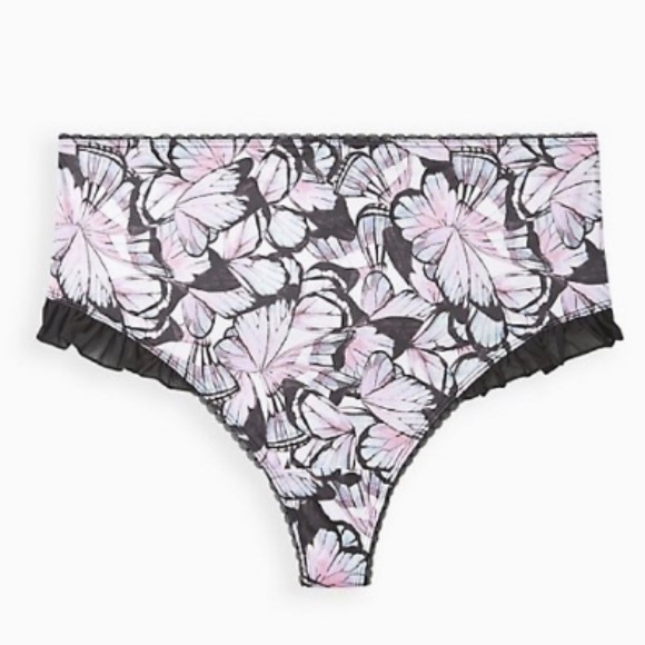 ๐ Satin Ruffle High Rise Thong Panty Set 3 3X 22 24 NWT Torrid New! - Picture 7 of 10